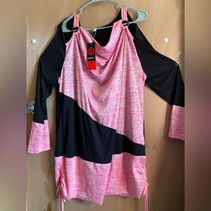 2pcs set 3D laser printed leggings size XXL & long sleeve cold shoulder shirt 3X